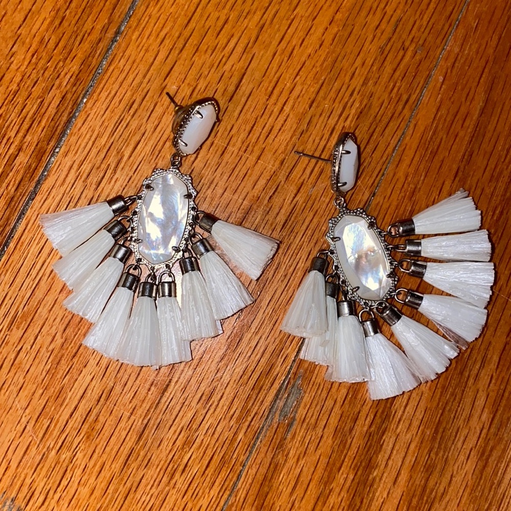 Kendra scott earrings